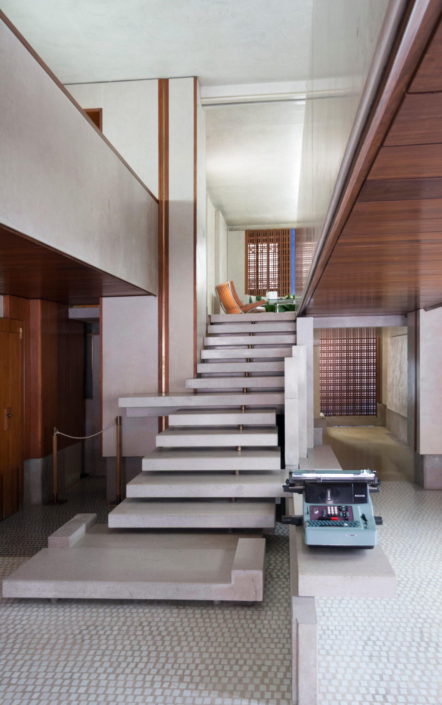 Suspended staircase in the Olivetti showroom designed by architect Carlo Scarpa in Venice. 