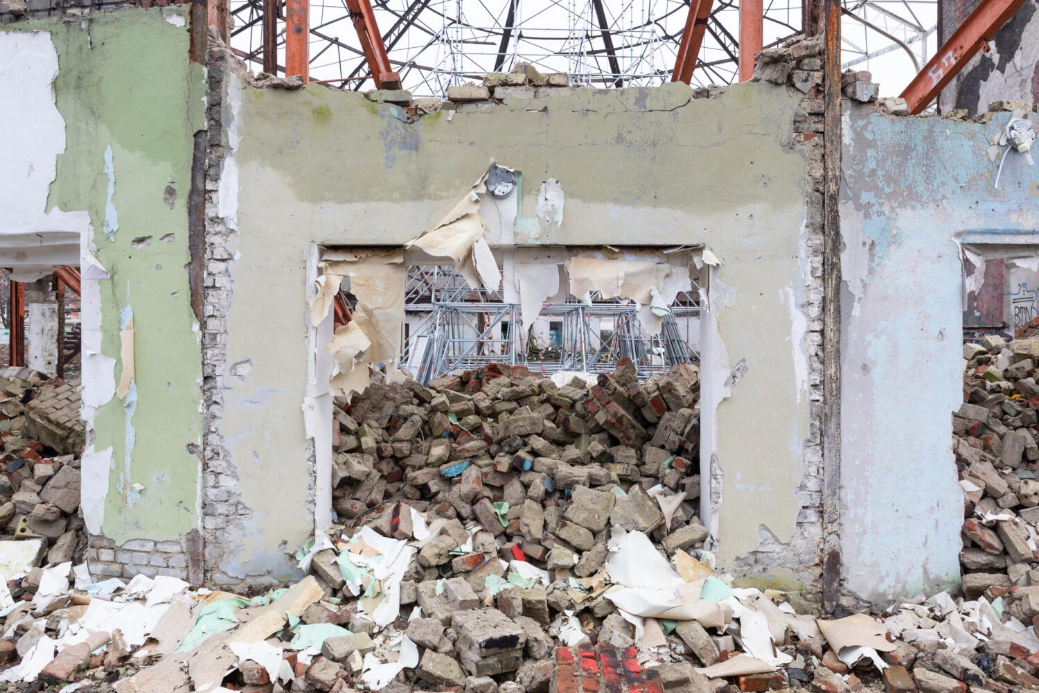 Detail of the wall of the Schilleroper in Hamburg.